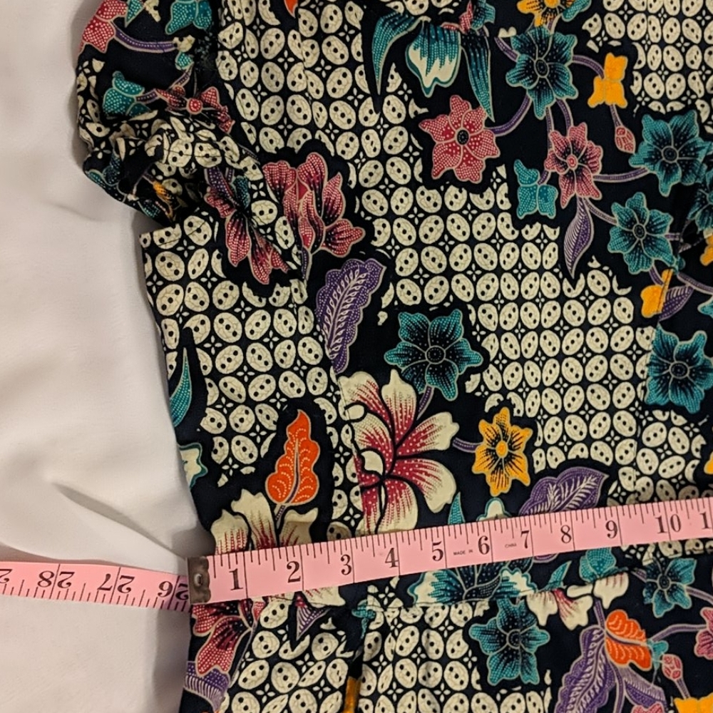 Dress - Picture 7 of 7
